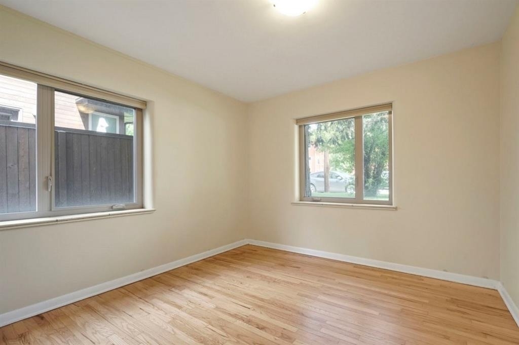 1240 Cedar Ave - Photo 7