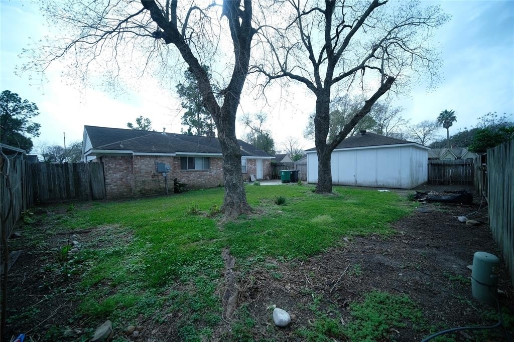 12618 Bexley Drive - Photo 3