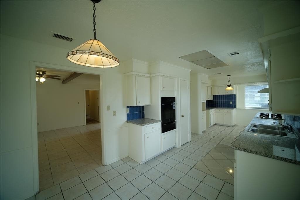 12618 Bexley Drive - Photo 9