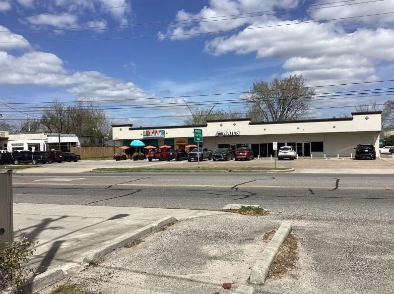 1010 E 1st Street - Photo 26