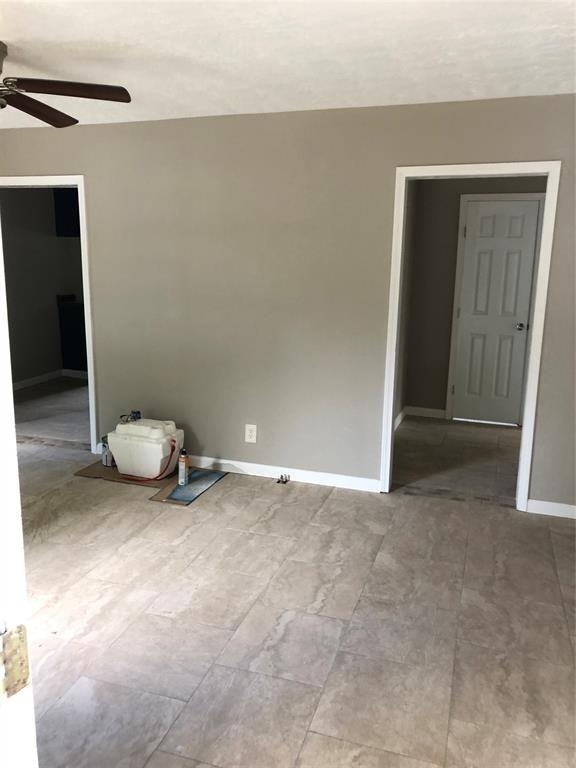 695 Grimes Avenue - Photo 21