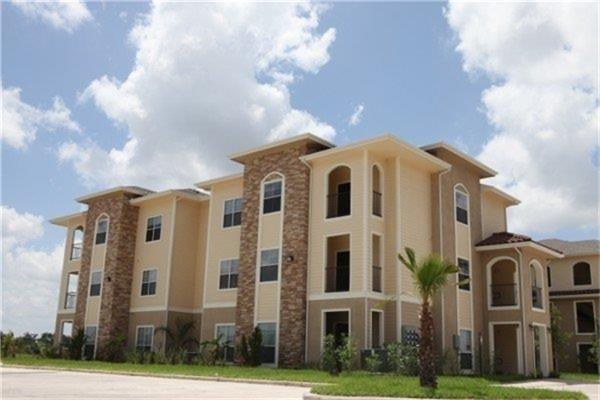 2101 W Business 83 - Photo 0