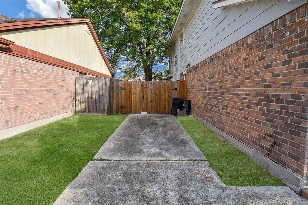 5631 Fawn Trail Lane - Photo 12