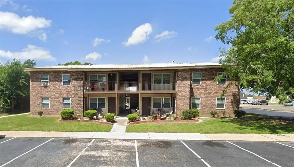 801 Wildcat Dr - Photo 0