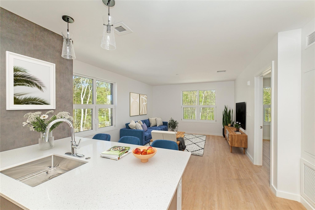 55 Walnut St - Photo 7