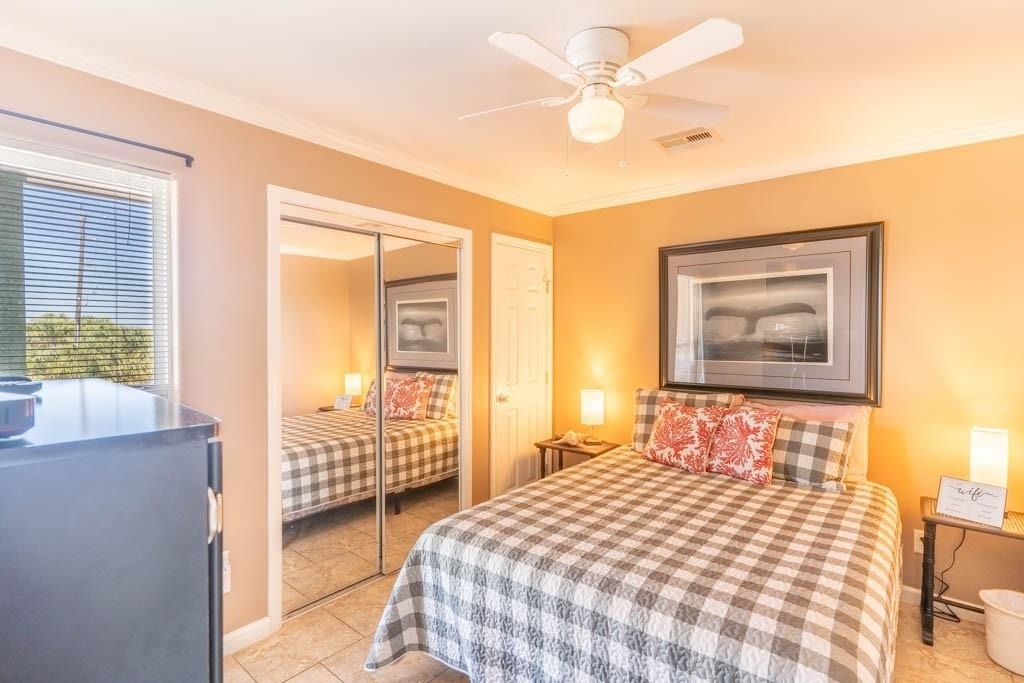 9520 Seawall Boulevard - Photo 15
