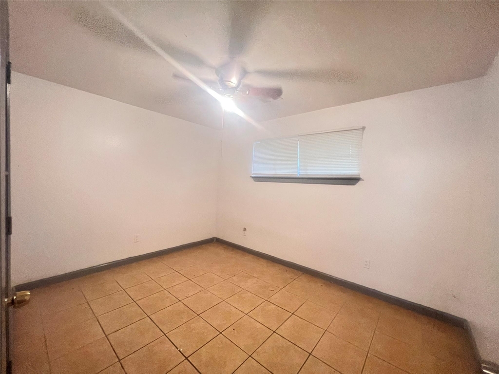 5602 Hirsch Road - Photo 1
