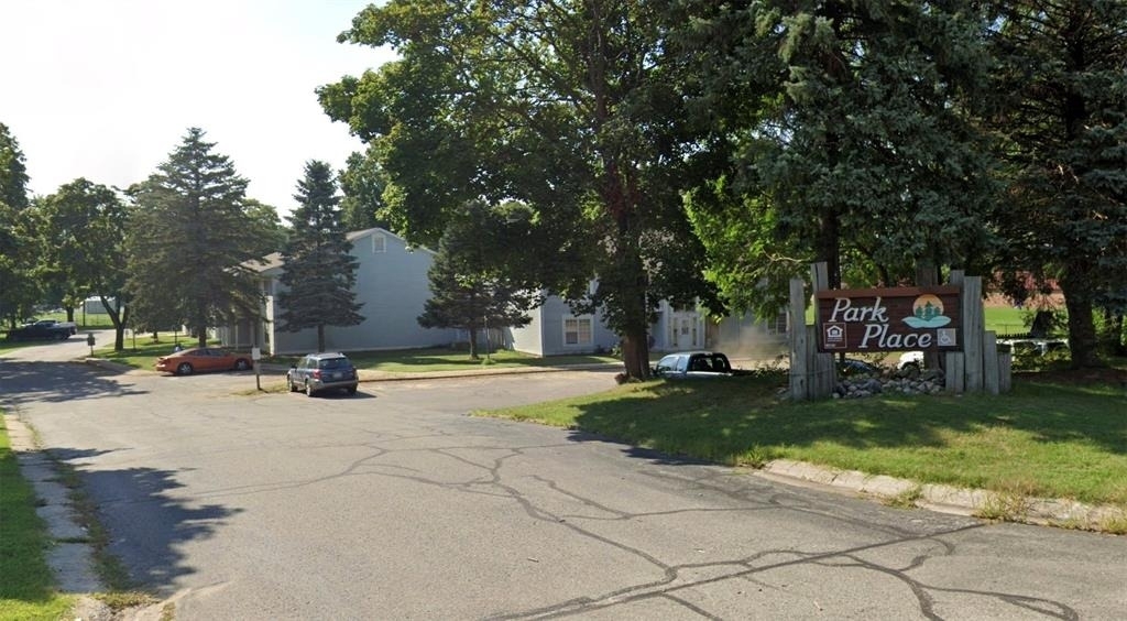 415 N State St - Photo 0