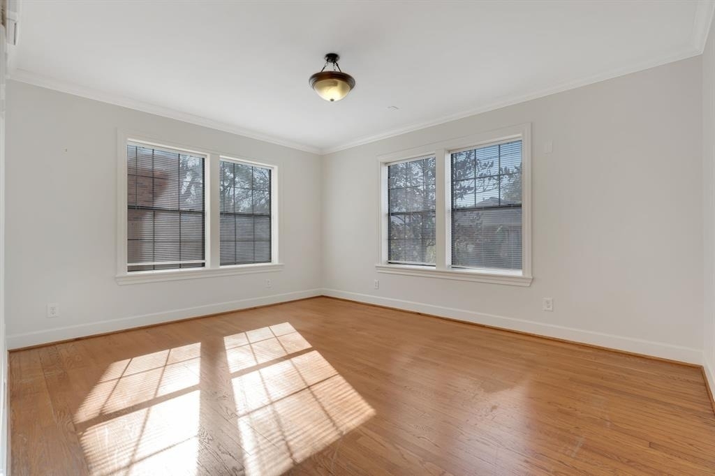 2306 Blodgett Street - Photo 8