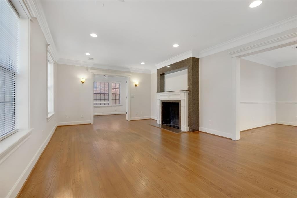 2306 Blodgett Street - Photo 1
