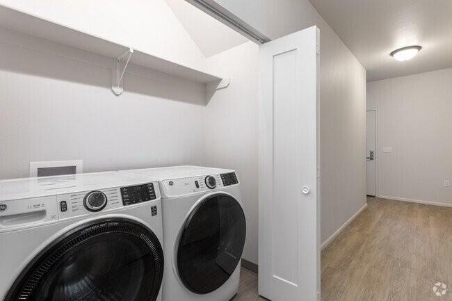 413 E Aspen Ave - Photo 5