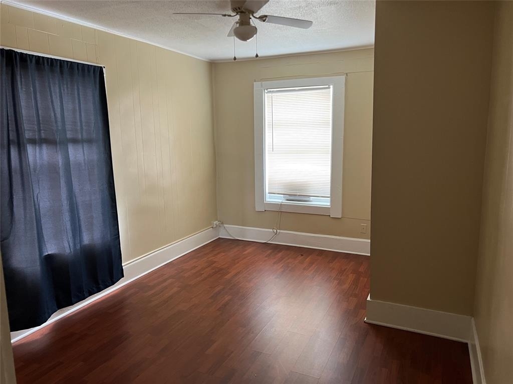 5105 Crawford Street - Photo 7