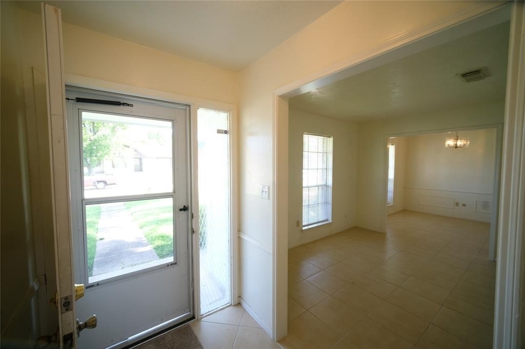 12526 Lima Drive - Photo 4