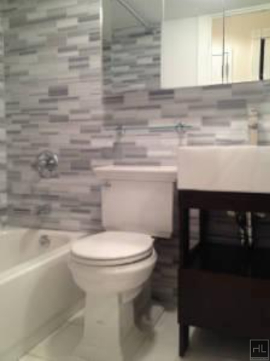 W 51st St. - Photo 4