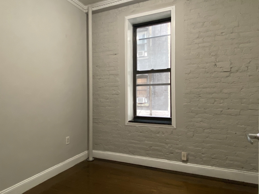  East 18th Street - Photo 7