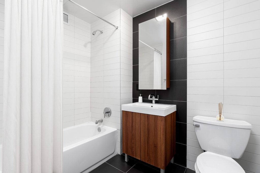 116 John Street - Photo 4