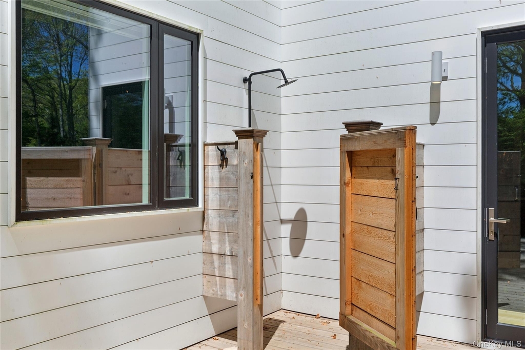 6710 Soundview Avenue - Photo 24