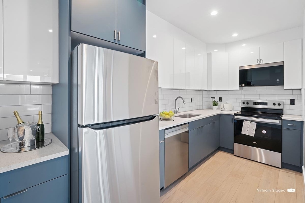 33-25 Junction Boulevard - Photo 1