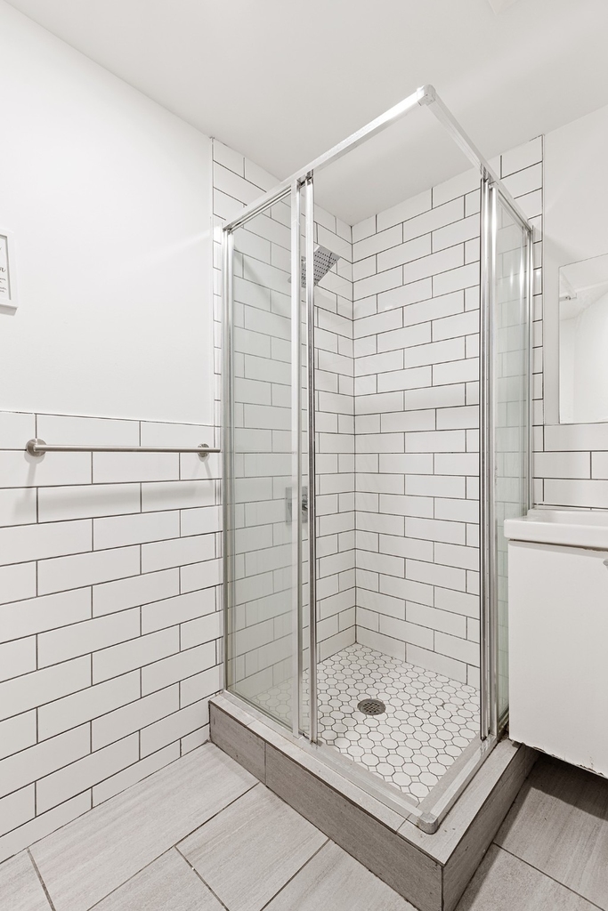 207 W 136th Street - Photo 8