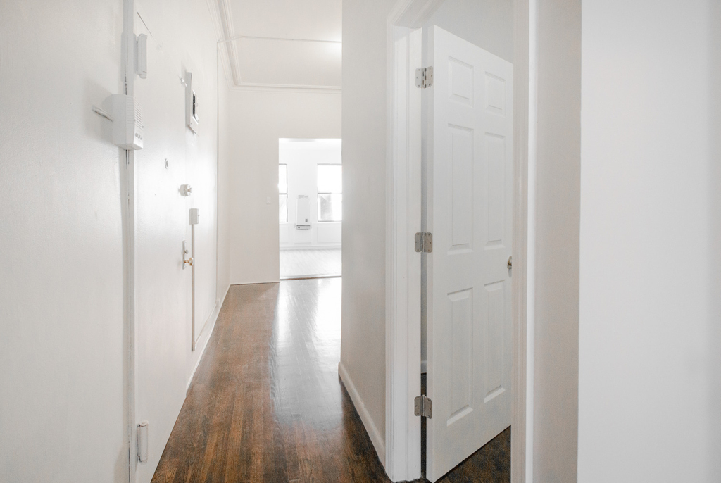 311 6th Avenue - Photo 3