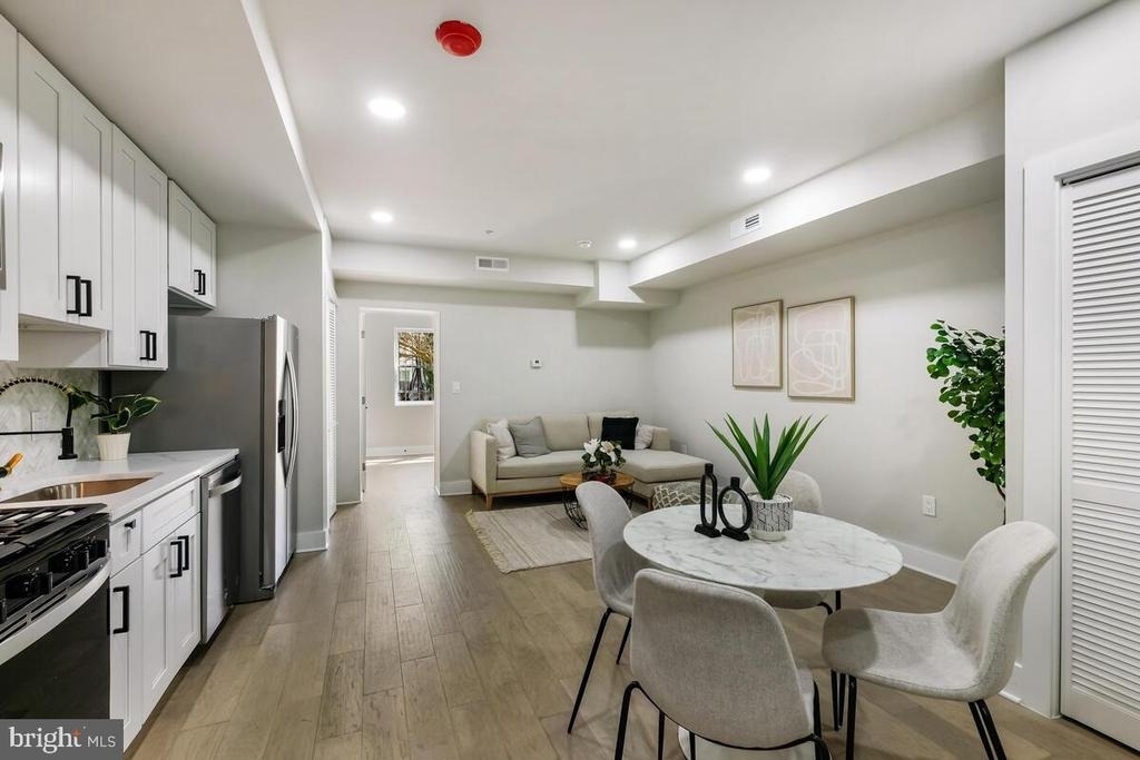 1622 17th Street Se - Photo 1
