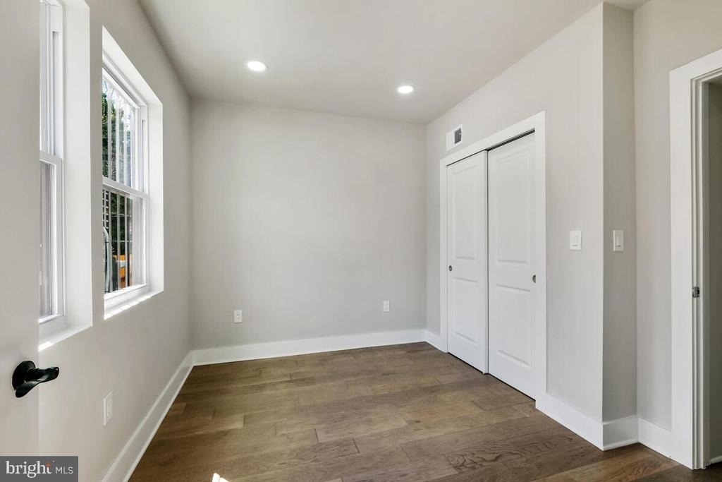 1622 17th Street Se - Photo 6