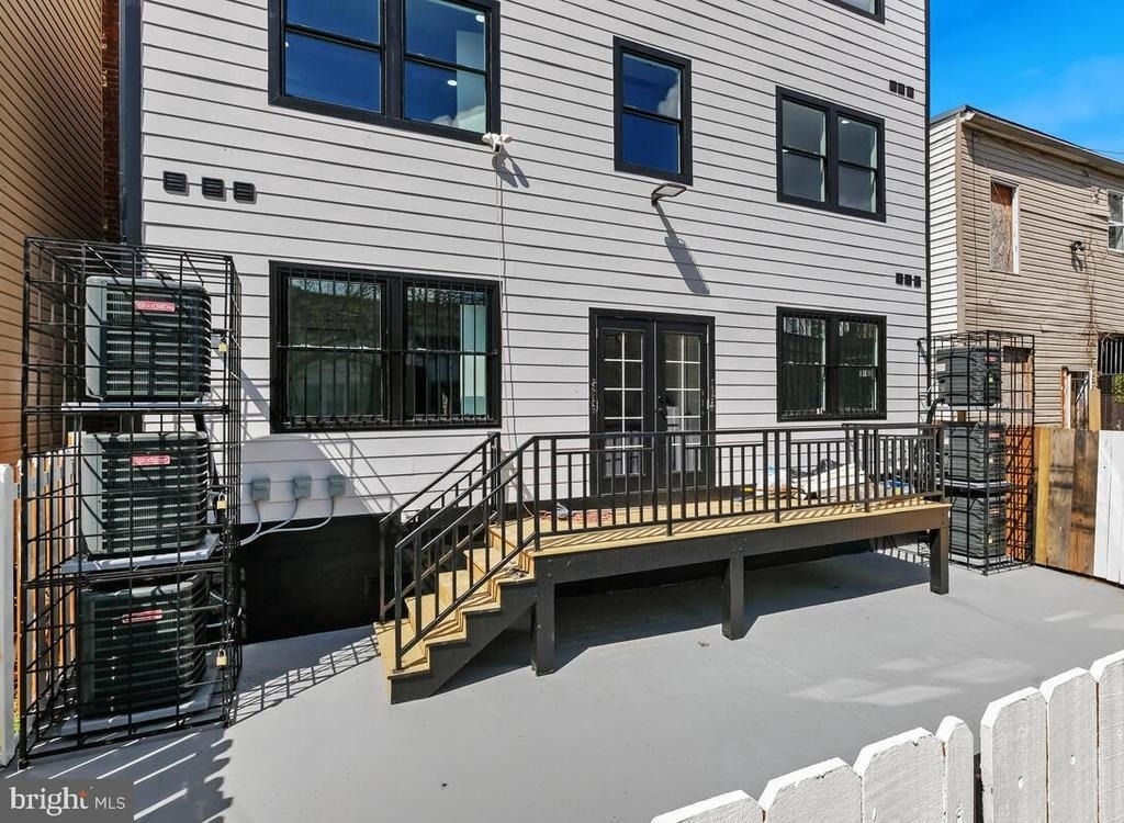 1622 17th Street Se - Photo 8