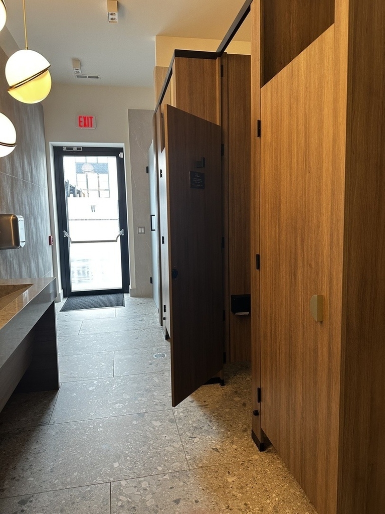 8029 W Belmont Avenue - Photo 18