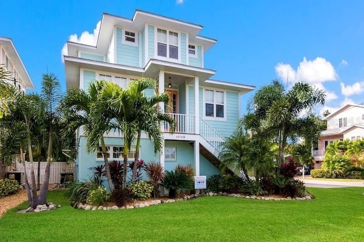 4808 Gulf Drive - Photo 0