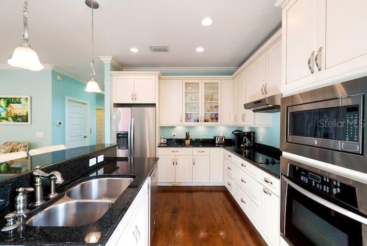 4808 Gulf Drive - Photo 6