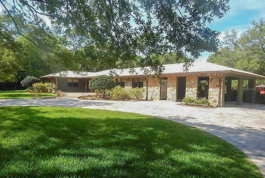 3502 Sunbeam Drive - Photo 1
