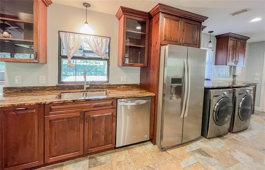 3502 Sunbeam Drive - Photo 5
