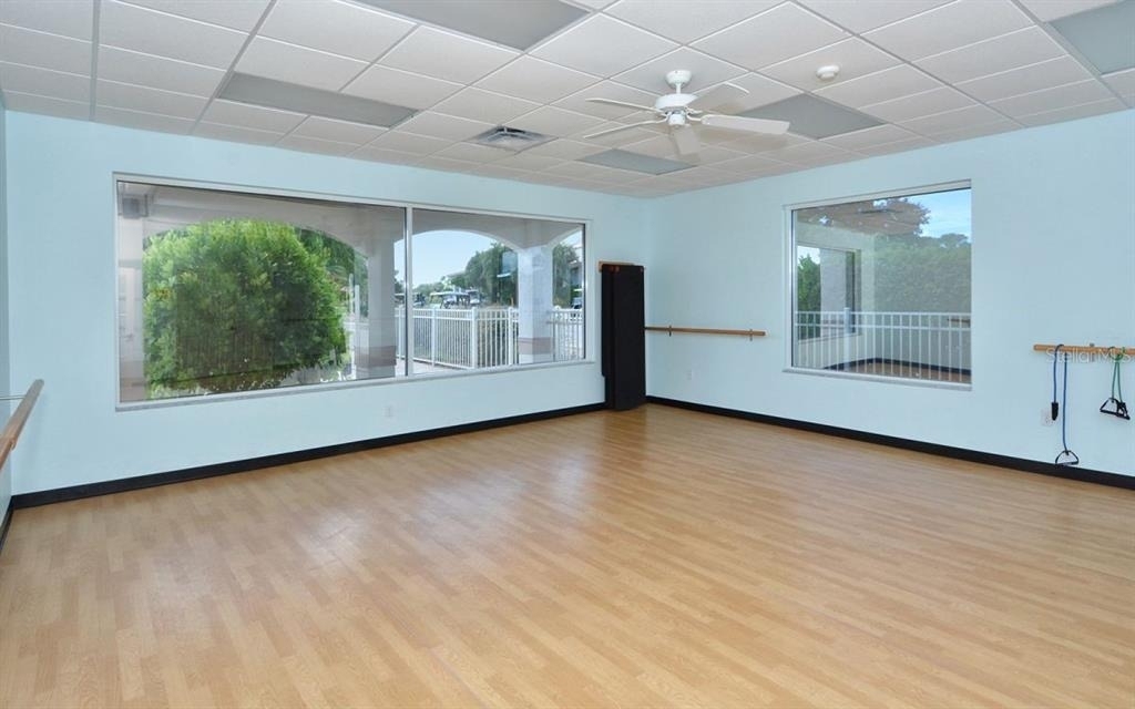 8974 Grey Oaks Avenue - Photo 25