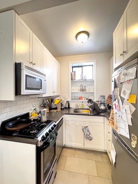 14 West 76th Street - Photo 2