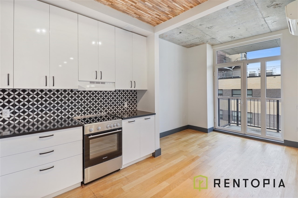 889 Bushwick Avenue - Photo 3