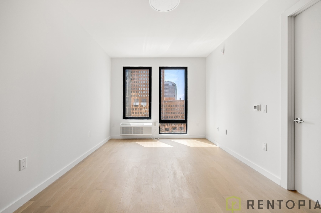 99 Fleet Place - Photo 6