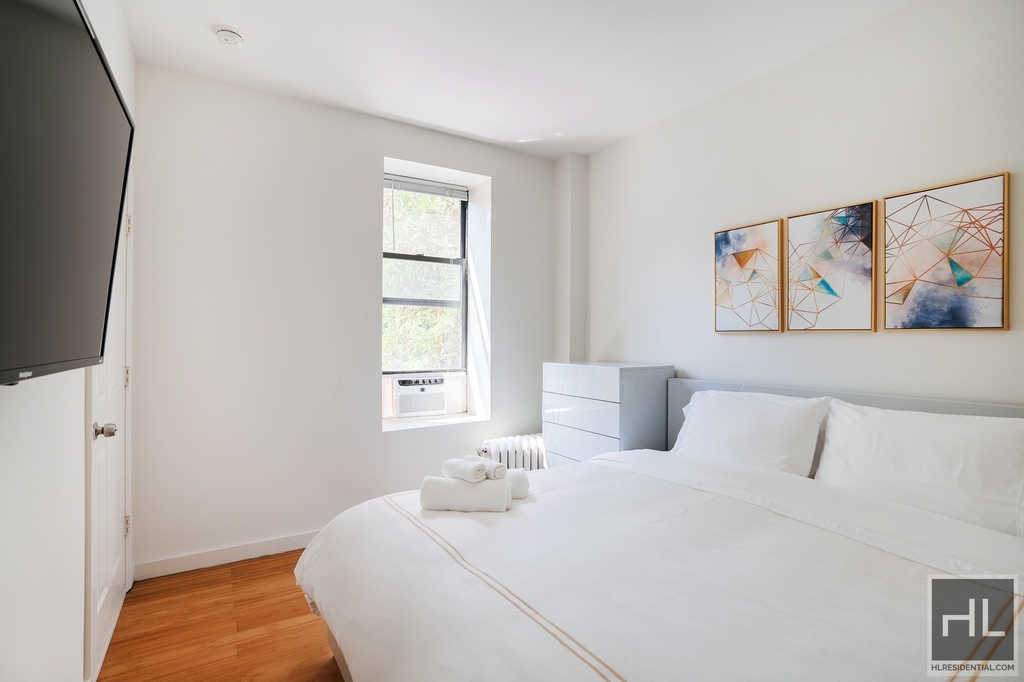 Columbus Avenue - Photo 14