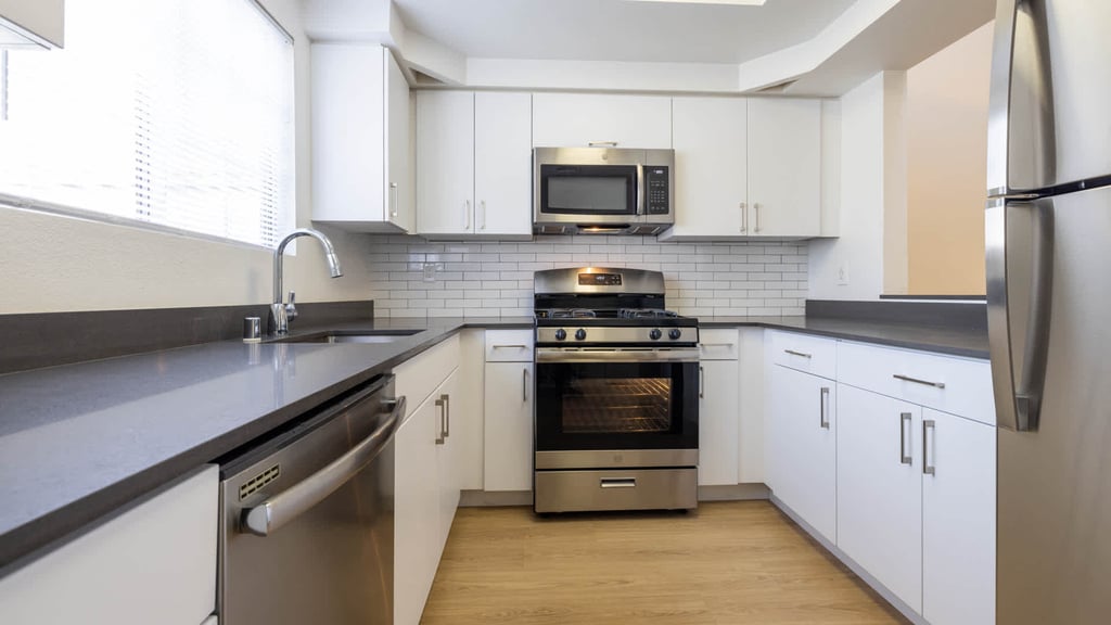 23516 W. Magic Mountain Pkwy. - Photo 5