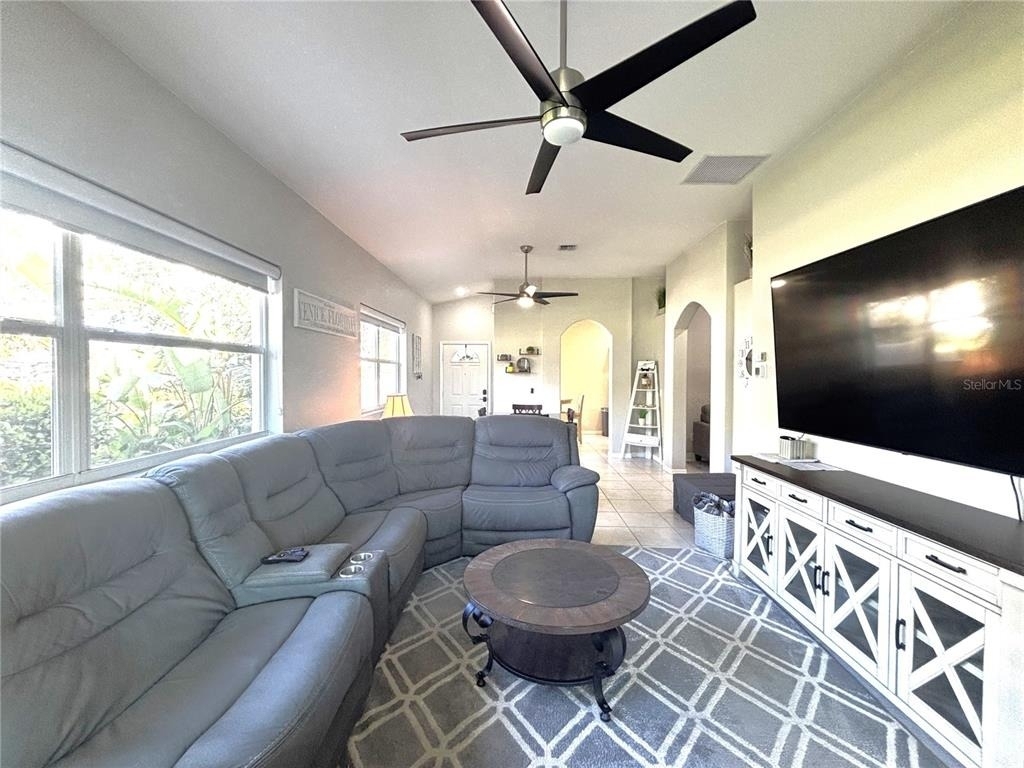 1759 Fountain View Circle - Photo 6