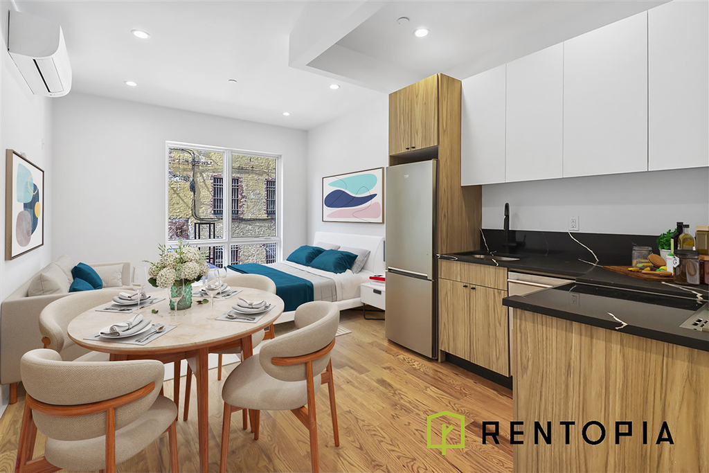 59 Montrose Avenue - Photo 1