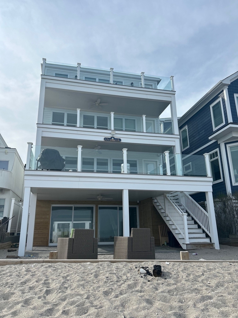 1019 Fairfield Beach Road - Photo 11