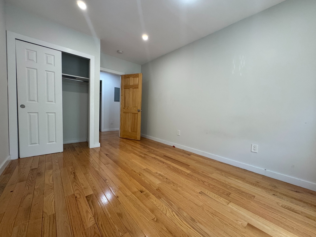 707 West 171st Street - Photo 4