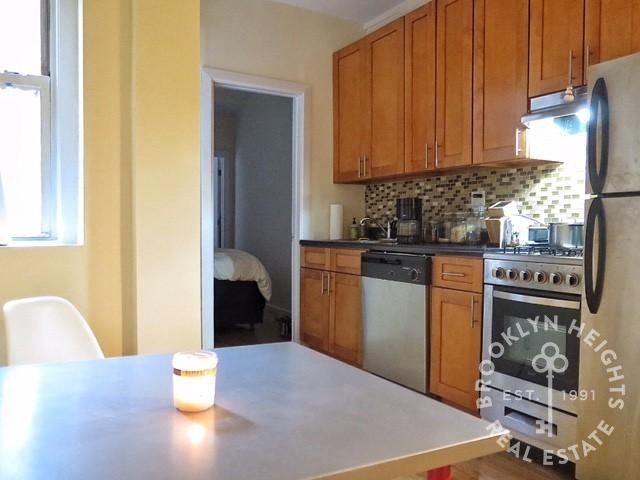 19 Grace Court - Photo 2