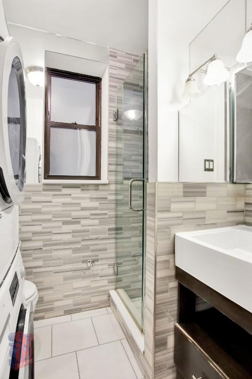 250 Mott Street - Photo 2