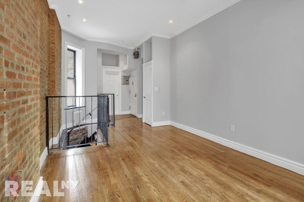 246 Mott St. - Photo 1