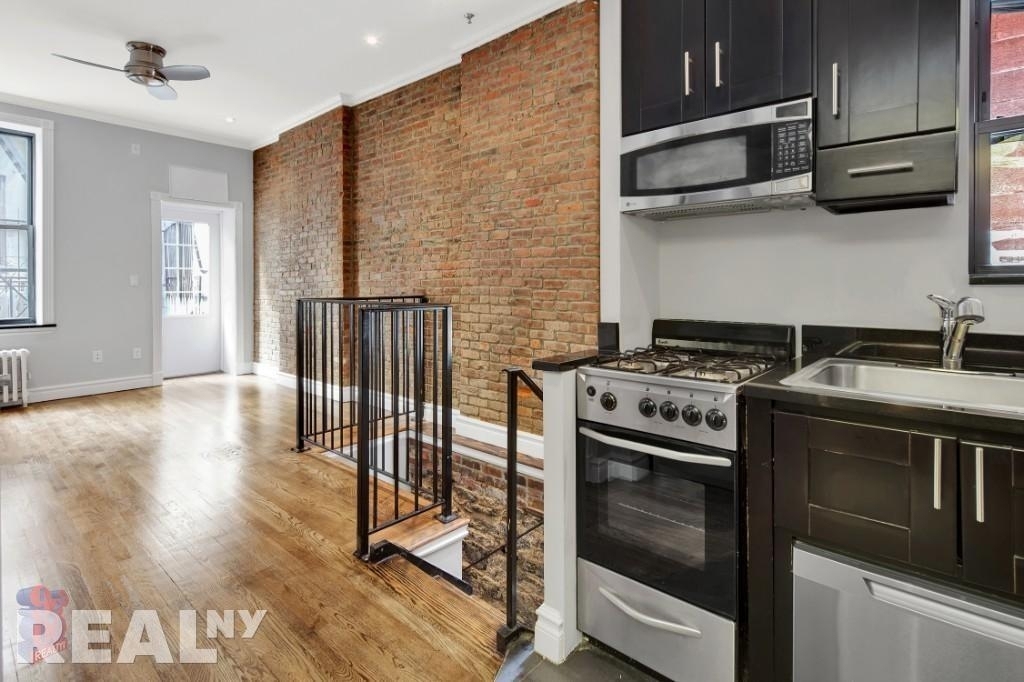 246 Mott St. - Photo 0