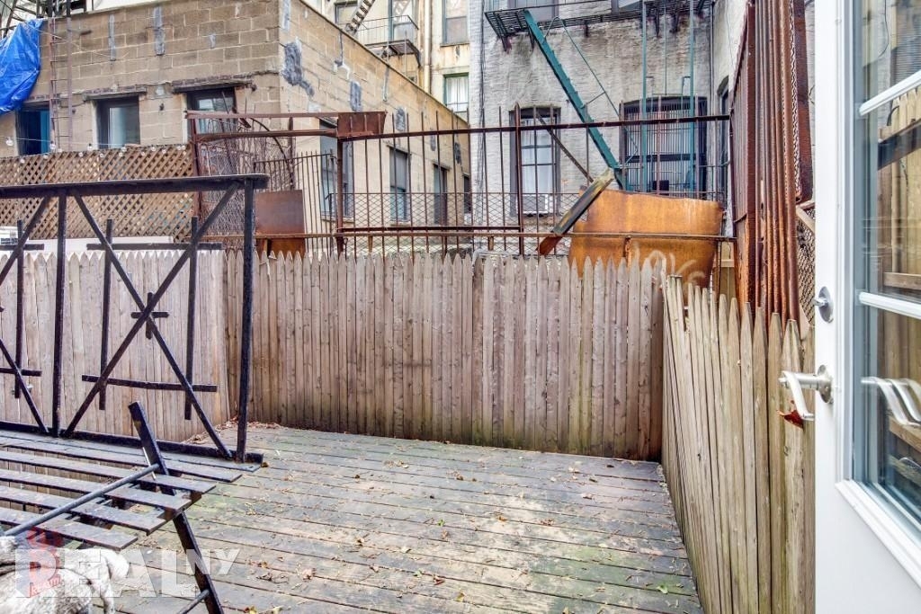 246 Mott St. - Photo 4