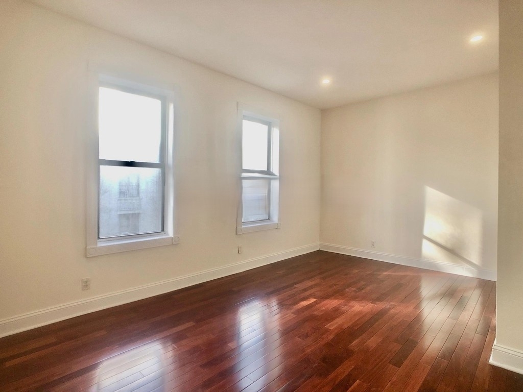 172nd Street,  Ft Washington Avenue - Photo 6