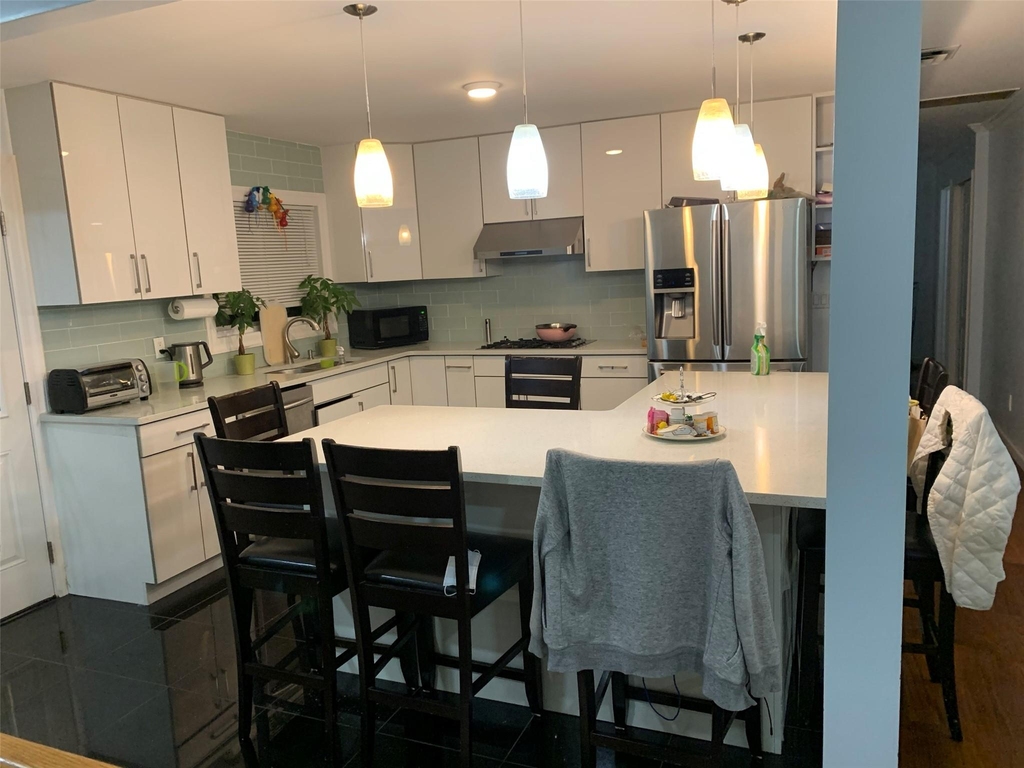 77th Avenue - Photo 12