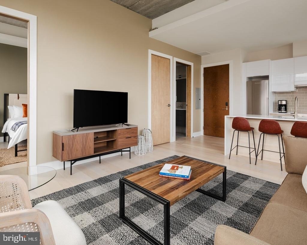 313 Race Street - Photo 15